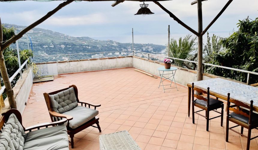 Casa Vacanza a Sorrento con orto e terrazzo